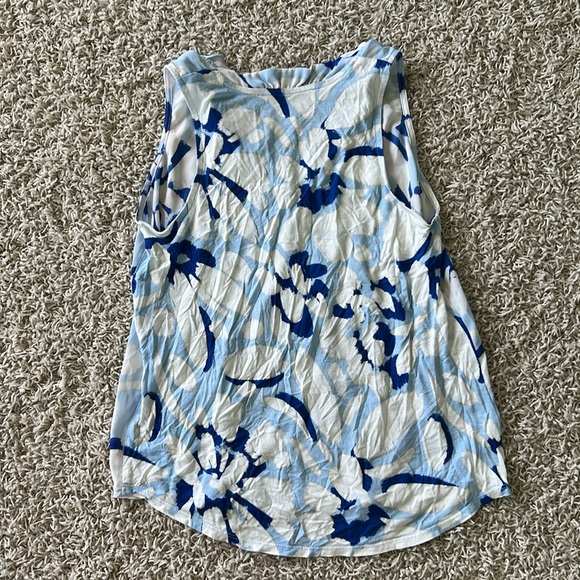 LOFT Women’s XS Blue and White Patterned Tank Top - Picture 3 of 6
